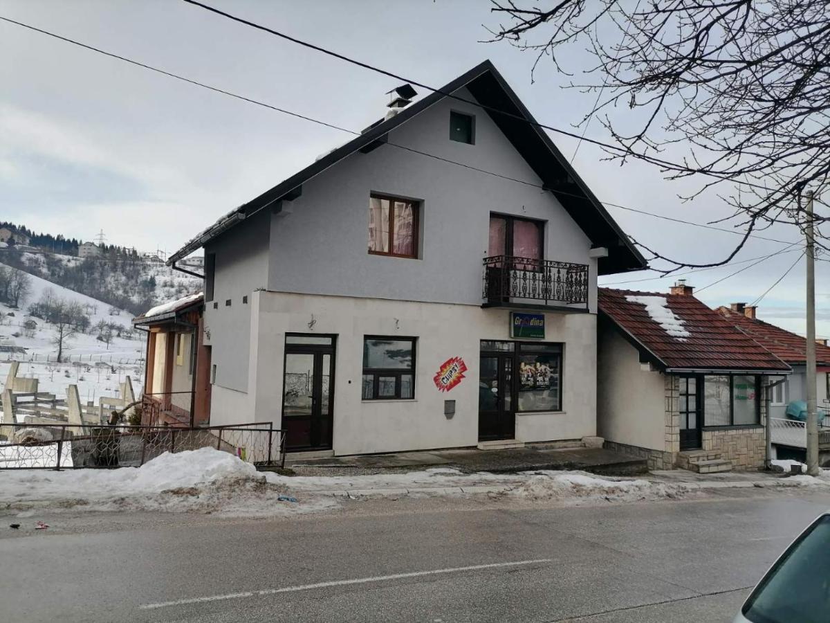 Nova VarošApartman Julijaanaアパートメント エクステリア 写真